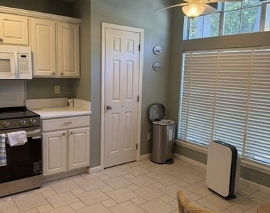 3024 Robert Oliver Avenue - Photo Thumbnail 7