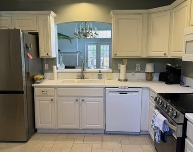 3024 Robert Oliver Avenue - Photo Thumbnail 6