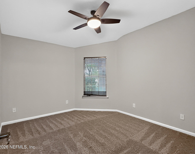 1818 Hollow Glen Drive - Photo Thumbnail 35