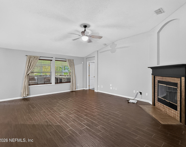 1818 Hollow Glen Drive - Photo Thumbnail 33