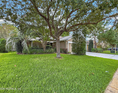 1818 Hollow Glen Drive - Photo Thumbnail 3