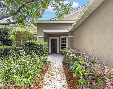 1818 Hollow Glen Drive - Photo Thumbnail 5