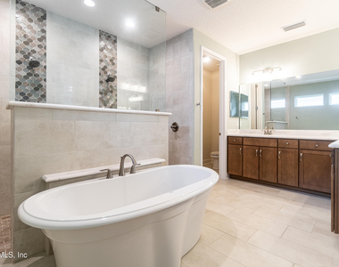 3214 Carolina Rose Court - Photo Thumbnail 17