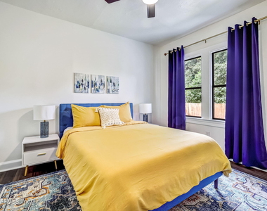 2834 Phyllis Street - Photo Thumbnail 25