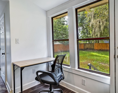2834 Phyllis Street - Photo Thumbnail 20