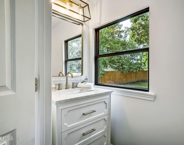 2834 Phyllis Street - Photo Thumbnail 23