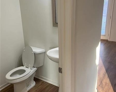 5461 Trillium Way - Photo Thumbnail 12