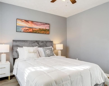 1080 Rafington Drive - Photo Thumbnail 13