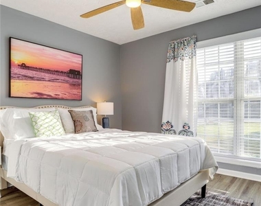1080 Rafington Drive - Photo Thumbnail 18