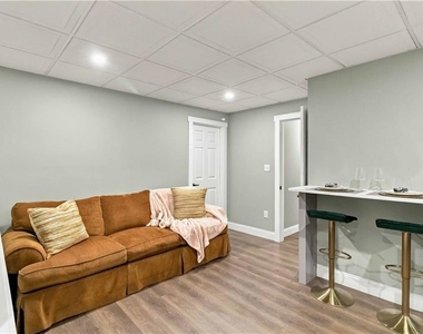 4417 Bernice Court - Photo Thumbnail 9
