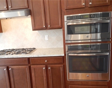 3381 N Twin Alley - Photo Thumbnail 4