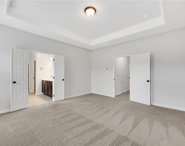 5325 Fox Hill Lane - Photo Thumbnail 10