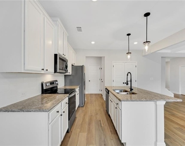 5325 Fox Hill Lane - Photo Thumbnail 6
