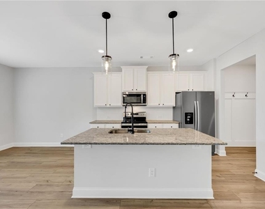 5325 Fox Hill Lane - Photo Thumbnail 4