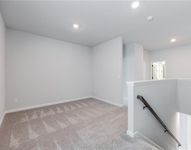 5325 Fox Hill Lane - Photo Thumbnail 9