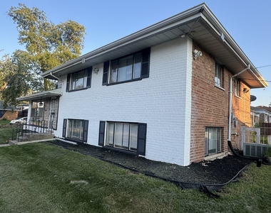 14700 Avalon Avenue - Photo Thumbnail 2