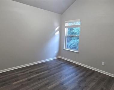 2979 Woodward Down Trail - Photo Thumbnail 29