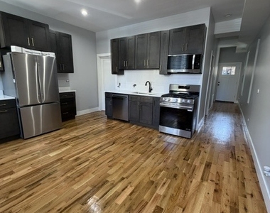 2227 W 21st Street - Photo Thumbnail 1