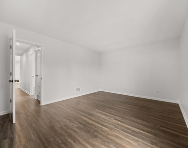 7300 Fairview Avenue - Photo Thumbnail 16