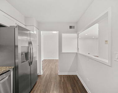 7300 Fairview Avenue - Photo Thumbnail 13