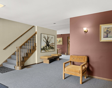 7300 Fairview Avenue - Photo Thumbnail 3
