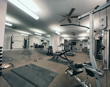 6301 N Sheridan Road - Photo Thumbnail 6