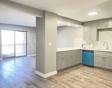 1364 N Geneva Drive - Photo Thumbnail 4