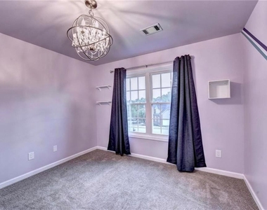 410 Ruby Forest Parkway - Photo Thumbnail 18