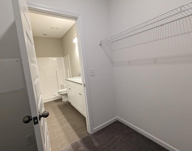 313 Melody Lane - Photo Thumbnail 22