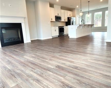 800 Cameron Trail - Photo Thumbnail 15