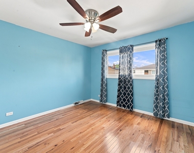 9349 Fern Lane - Photo Thumbnail 12