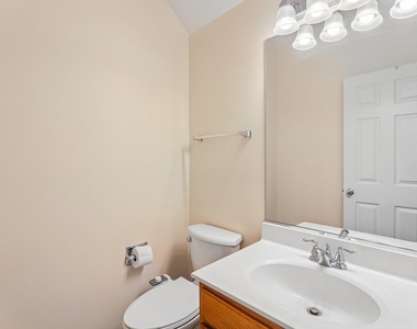 984 Parkhill Circle - Photo Thumbnail 18