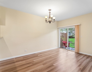 984 Parkhill Circle - Photo Thumbnail 13