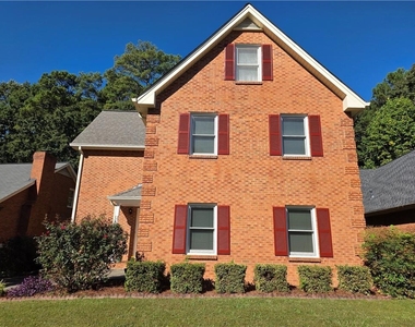 1378 Camden Walk - Photo Thumbnail 1