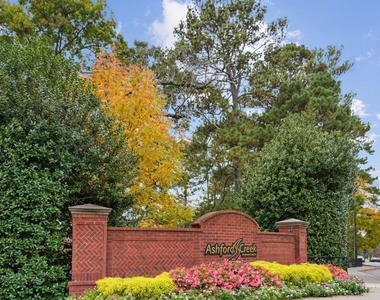 3775 Ashford Creek Avenue Ne - Photo Thumbnail 30