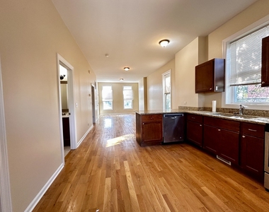 2624 W 15th Street - Photo Thumbnail 6