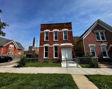 2624 W 15th Street - Photo Thumbnail 1