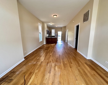 2624 W 15th Street - Photo Thumbnail 7