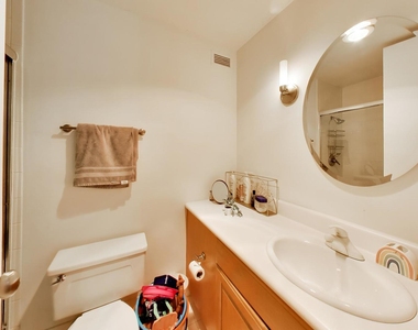 360 E Randolph Street - Photo Thumbnail 21