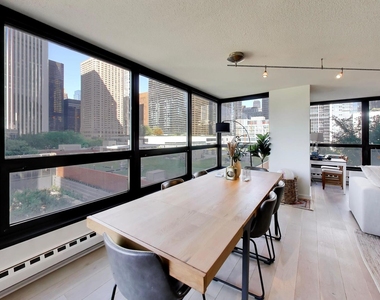 360 E Randolph Street - Photo Thumbnail 8