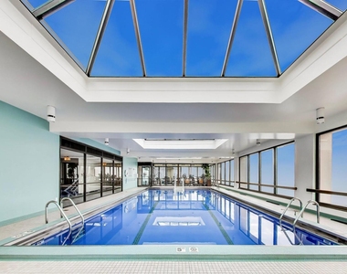 360 E Randolph Street - Photo Thumbnail 27