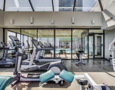 360 E Randolph Street - Photo Thumbnail 25