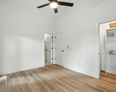 1597 Glenwood Avenue Se - Photo Thumbnail 14