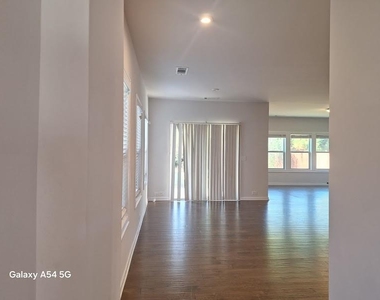 3505 Morgan Road - Photo Thumbnail 1