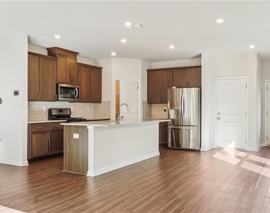 5562 Plain Field Lane - Photo Thumbnail 3