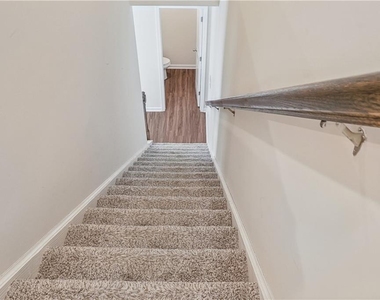 5562 Plain Field Lane - Photo Thumbnail 9