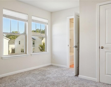 5562 Plain Field Lane - Photo Thumbnail 15