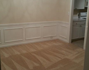 1020 Crabapple Parc Drive - Photo Thumbnail 2