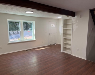 103 Hamilton Trace - Photo Thumbnail 4