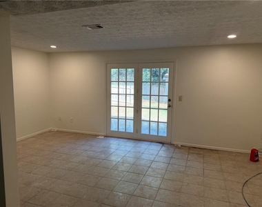 103 Hamilton Trace - Photo Thumbnail 13